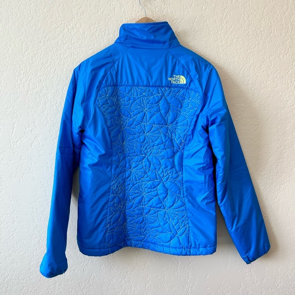 North Face Y2K Blue Quilted Jacket with Flower in the back and front size S - Picture 3 of 6